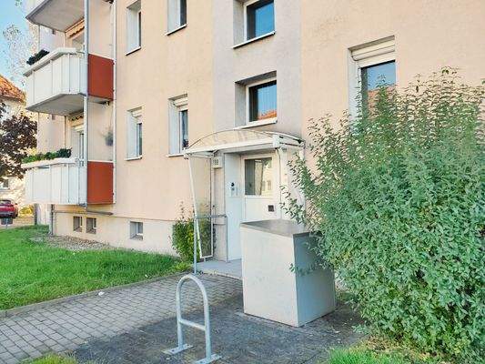 Hauseingang Dessauer Straße 199.jpg