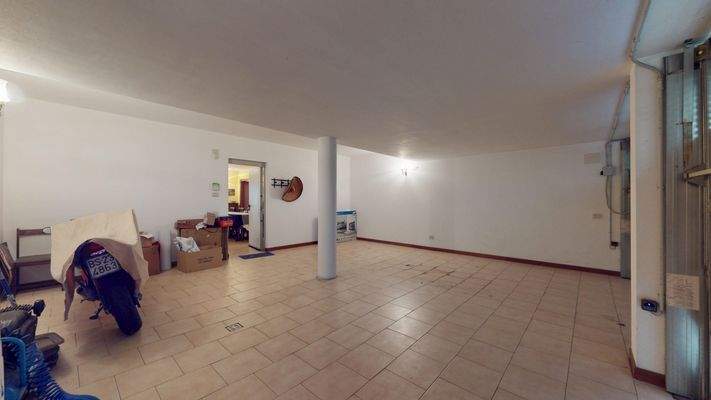 NA-072-10-Villetta-Bifamiliare-con-giardino-e-gara