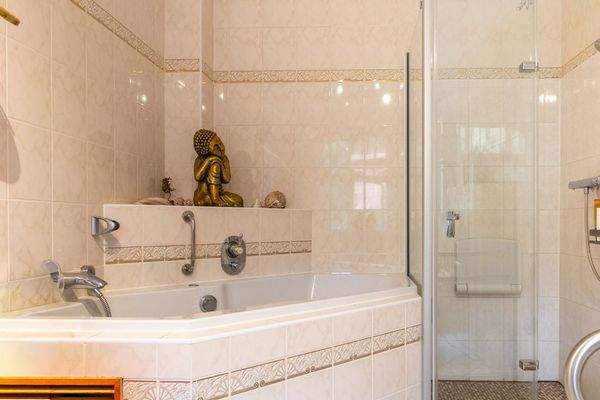 Badezimmer im Erdgeschoss
