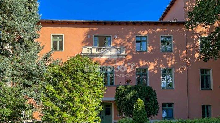 Immobilie außen / Balkon