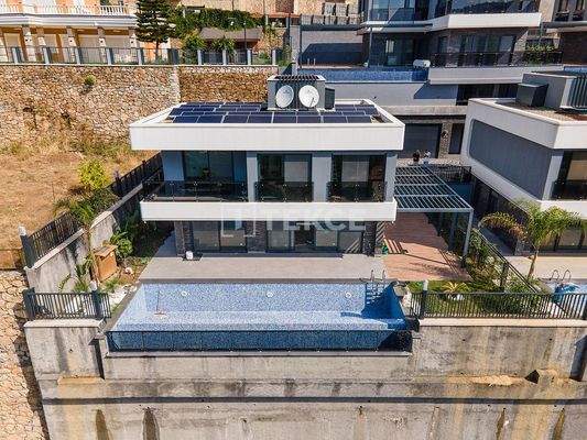 Detached Villas with Sea and Castle Views in Bektaş Alanya