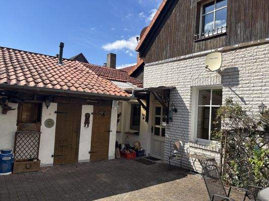 Blick zum Hintereingang