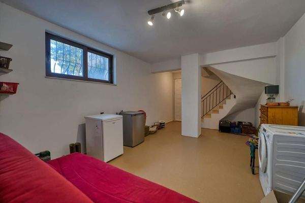 Kreta, Xirosterni: Ruhiges Anwesen in der Nähe des Strandes zu verkaufen