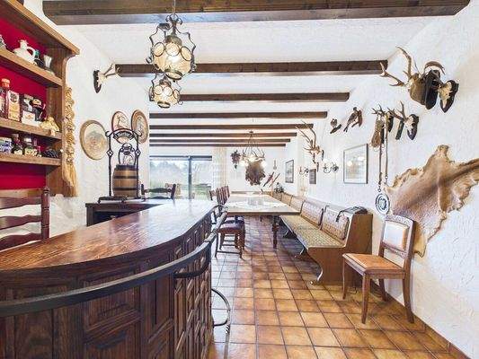 Vielseitiges Zweifamilienhaus in Wallerfangen 