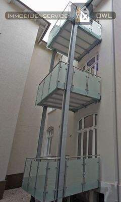 Südbalkon zum Innenhof