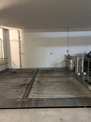 Tiefgaragenplatz oben