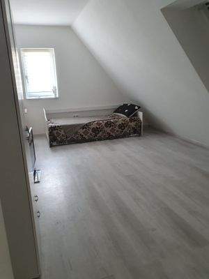 Schlafzimmer 2 DG