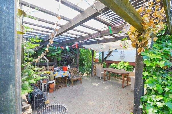 blickgeschützte Terrasse