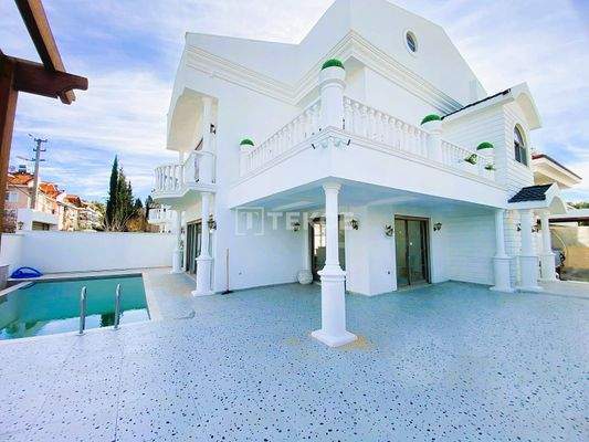 Luxury Villa with Pool and Sauna Near the Sea in Fethiye Muğla