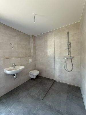 Ebenerdige Dusche.jpg