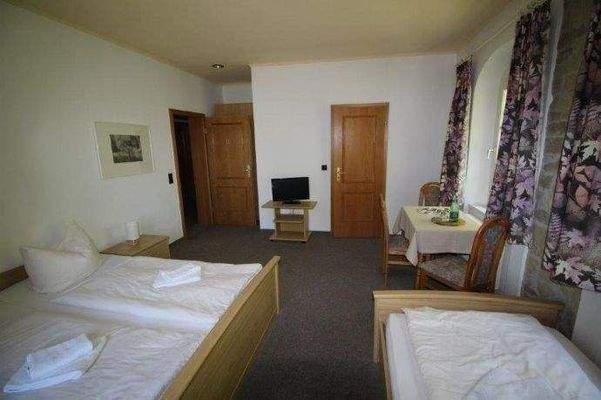 Barrierefreie Wohneinheit im Nebengebäude (2)