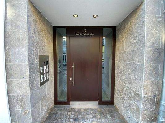 Eingang NB 3