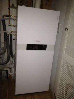 Gasbrennwerttherme mit Warmwasseraufbereitung