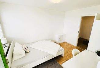 20240522_114404443_iOS