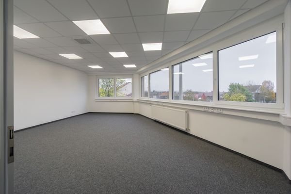 Büro 3.jpg