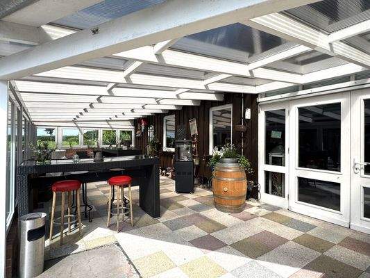 überdachte Terrasse