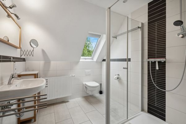 2. Duschbad im Obergeschoss