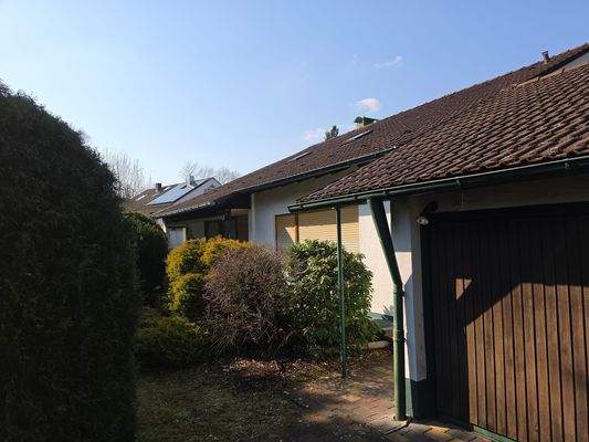 3.Blick Terasse von Garage