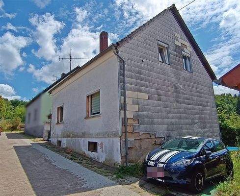 Seiten-/Vorderansicht, Stellplatz