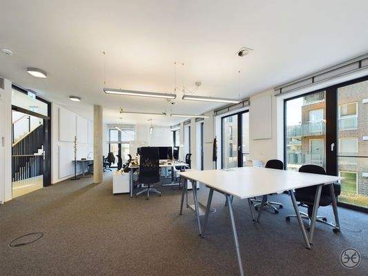 Eden-Ehbrecht-Immobilien_Vermietung_Büro_Alter-Stadthafen_035