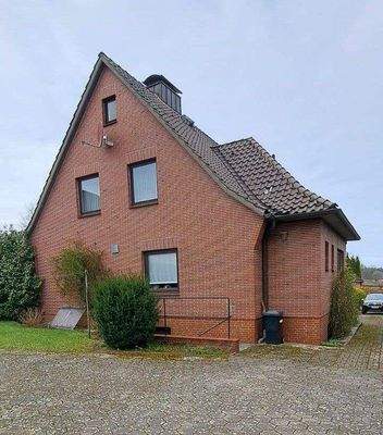 Gartenseite - vom Hof aus 