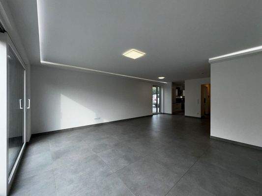 Ground floor: Living and dining room area