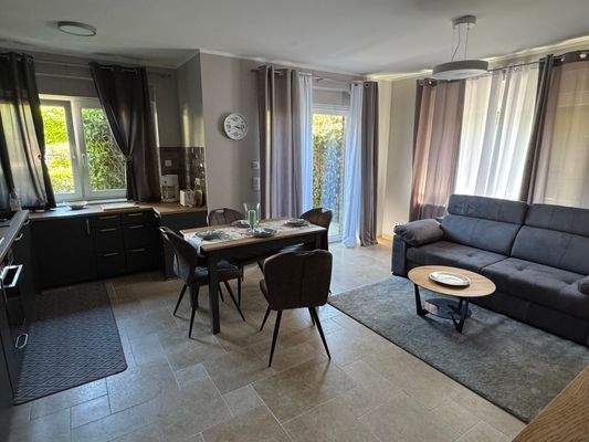 Wohn-Essbereich 6.jpeg