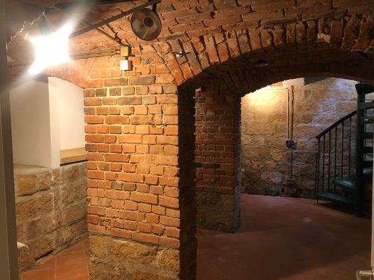 Kleine Miniküche im Untergeschoss