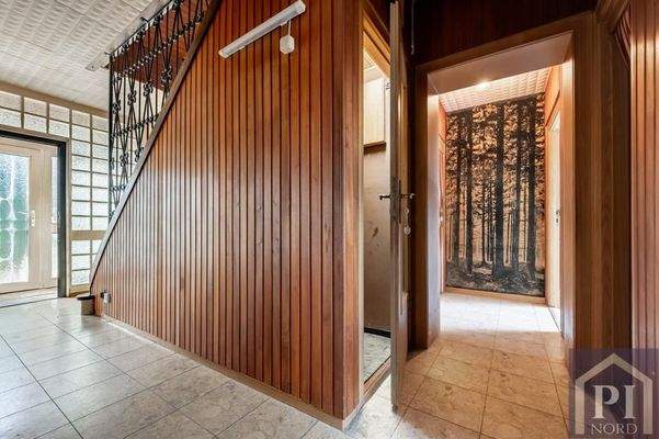 Zentraler Flur im Erdgeschoss