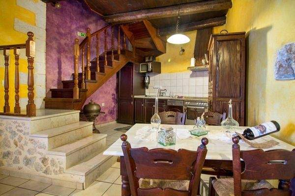 Villa For Sale in Samonas village 10.jpg