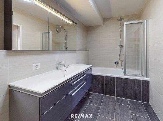 Wohnung - Badezimmer