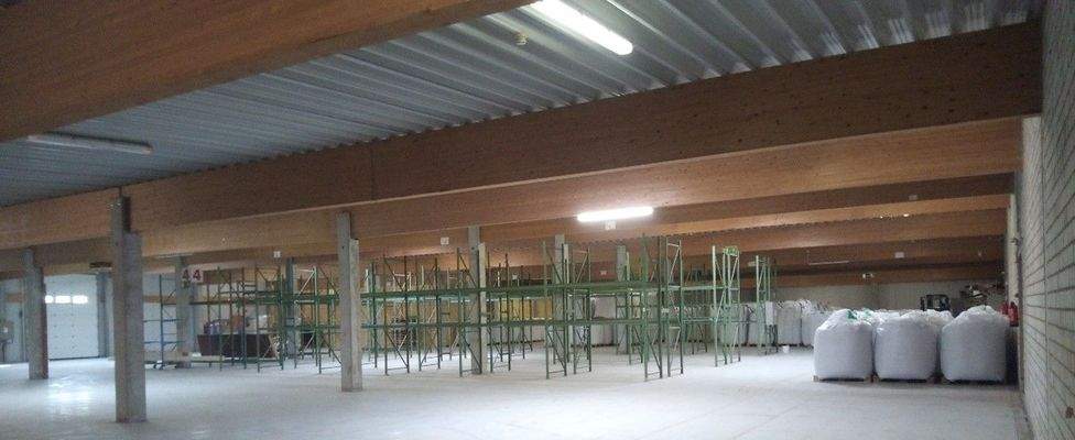 Neues Tor Halle 4 von innen mit Hallenansicht