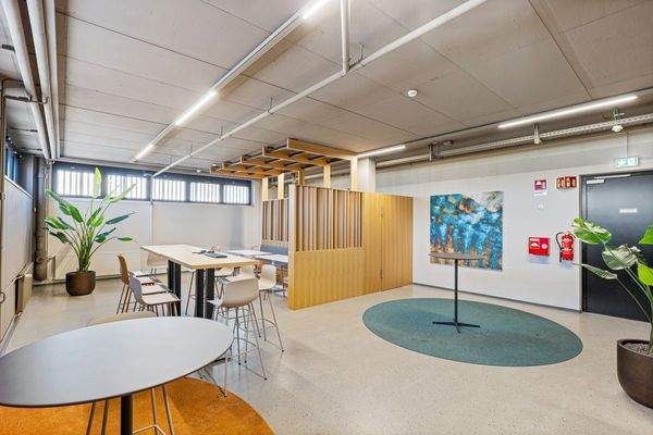 stilvoll gestalteter Aufenthaltsbereich