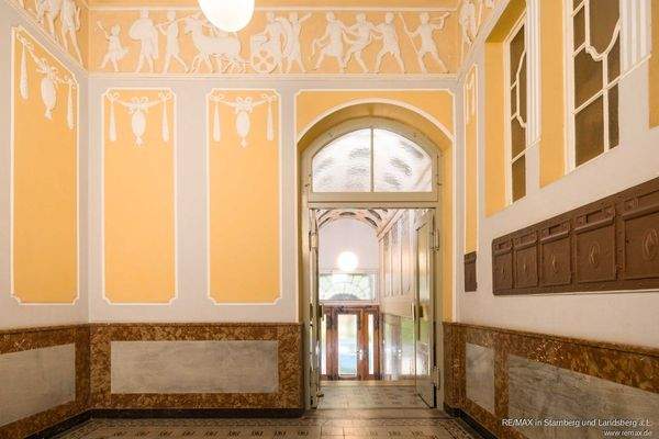 Foyer Vordergebäude