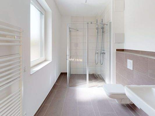 Badezimmer (Musterwohnung)