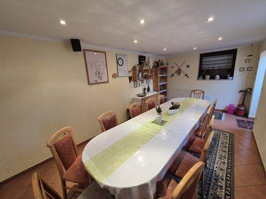 Partyraum im Nebengebäude