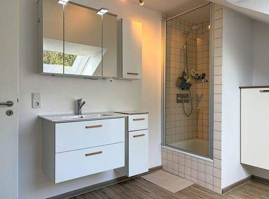 Hinterhaus_OG_Badezimmer