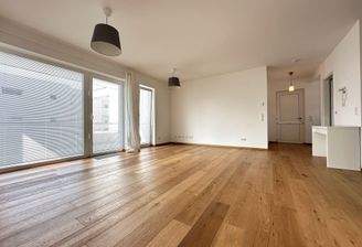 Großes Wohn-/Esszimmer