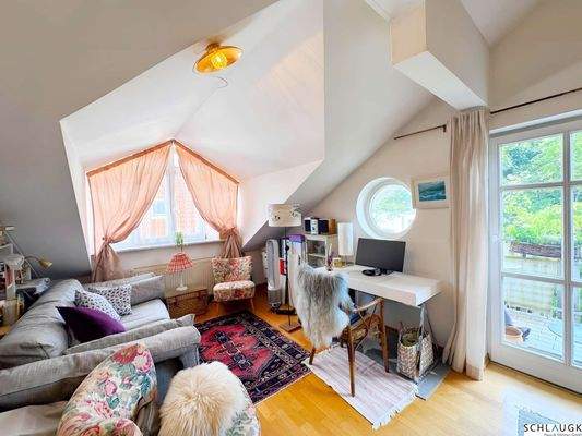 Wohnzimmer - DG - Wohnung