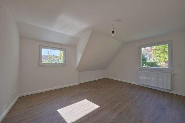 Wohn- bzw. Schlafzimmer im 1. Dachgeschoss