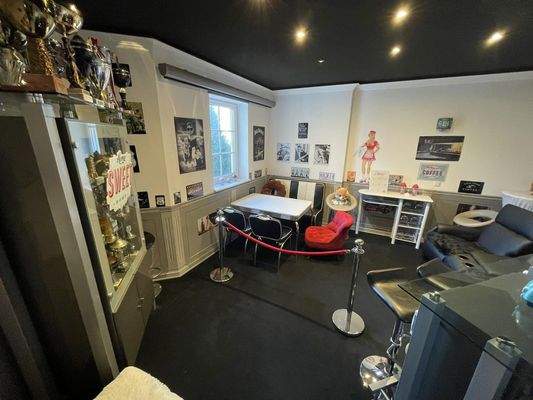 Gäste-/Speisezimmer