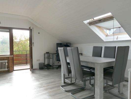 ... mit Essbereich und ...