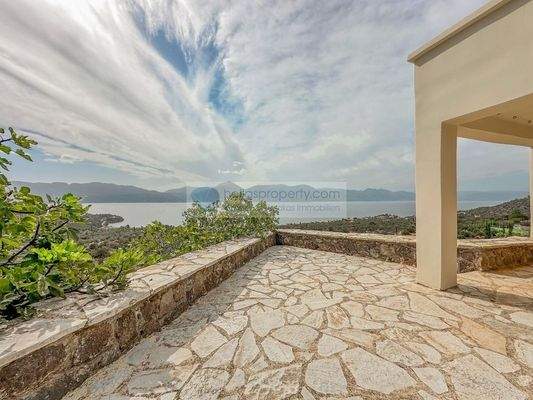 e1fa5d20ec9b44499afd9b73c359be84-original