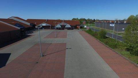 Rhauderfehn Ladenlokale, Ladenflächen 