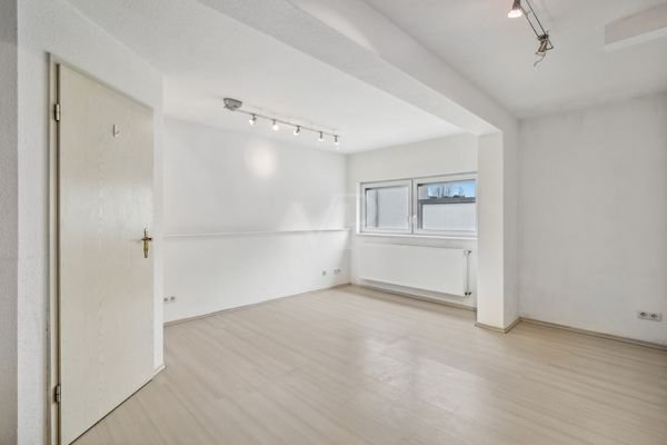 Büro KG