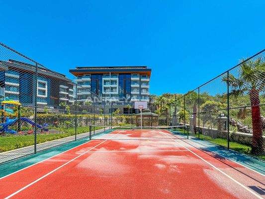 Flats in a Secure Complex with Swimming Pools in Kestel Alanya