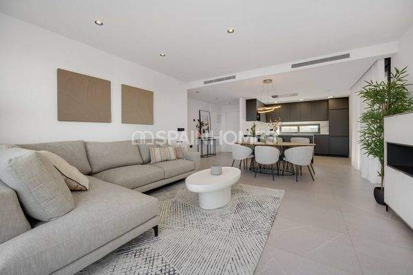 Stylish One-Story Houses with Breathtaking Views in Torrevieja