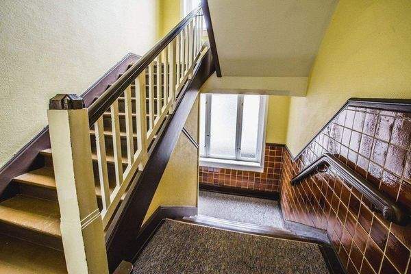 6 Treppenhaus (2).JPG