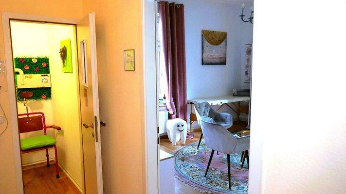 Röntgen Abstellraum/Zimmer rechts