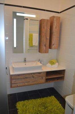 Badezimmer - Bathroom